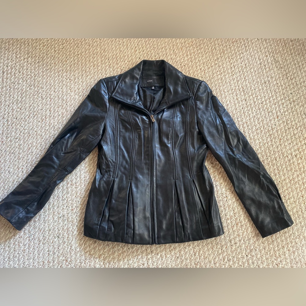 Avanti Black Leather Jacket, M